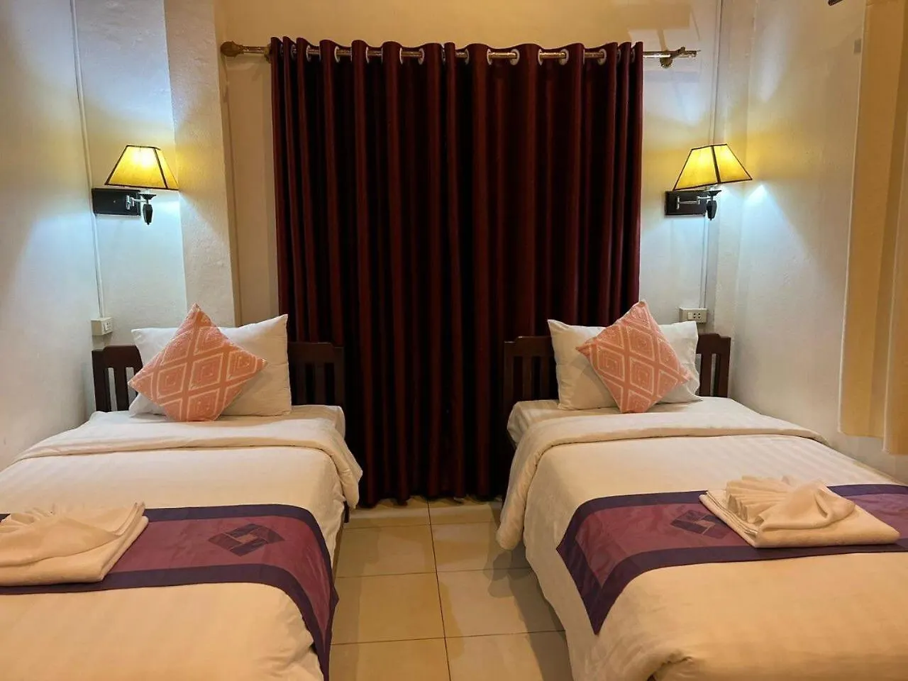 מלון Ananta Luangprabang 2 לאוס